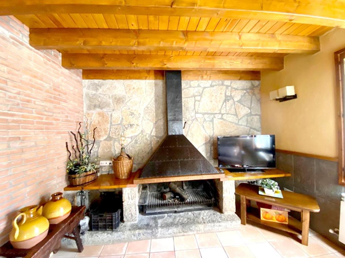 Spacious House In Ogassa With Terrace And Bbq Ngoại thất bức ảnh