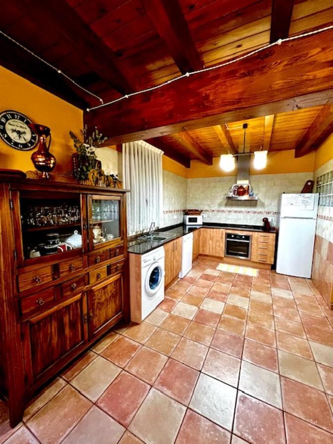 Spacious House In Ogassa With Terrace And Bbq Ngoại thất bức ảnh